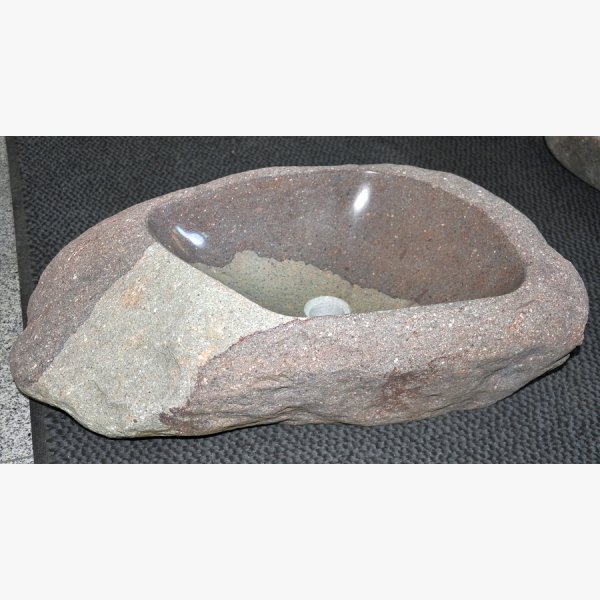 Wash basin in porphyry