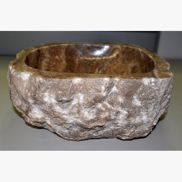 Wash basin in onyx