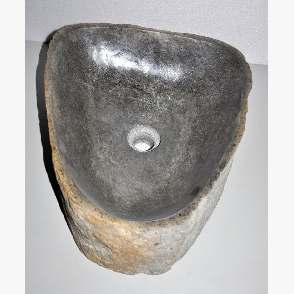 Wash basin in basalt