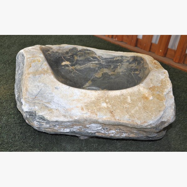 Wash basin in green gneis from Passeier