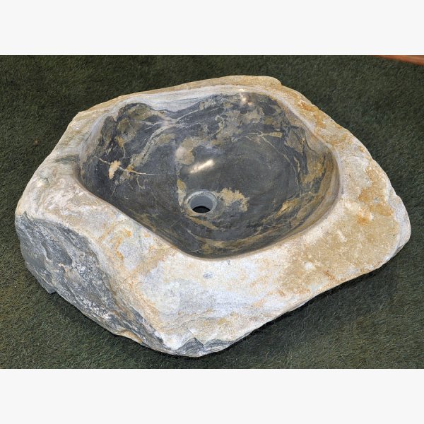 Wash basin in green gneis from Passeier