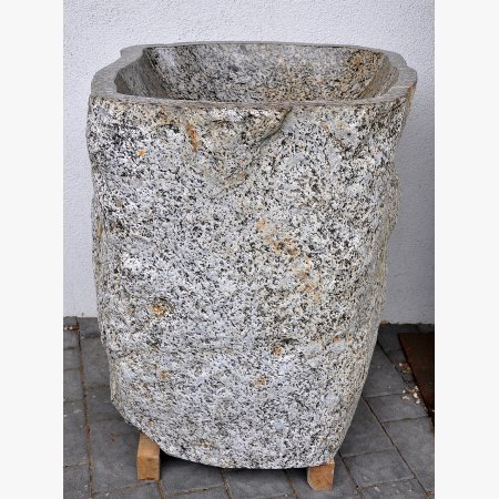 Tonalite stone washbasin, ice fountain, kneipp basin