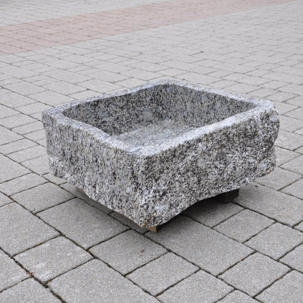 Tonalit washbasin from the Texel area