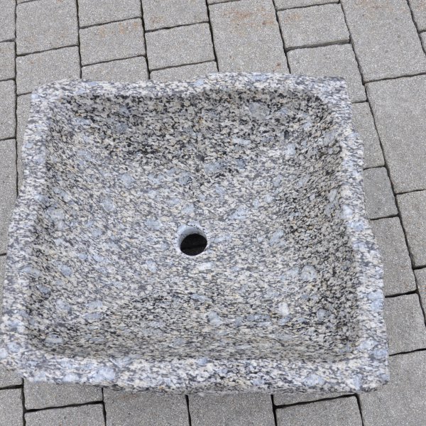 Tonalit washbasin from the Texel area