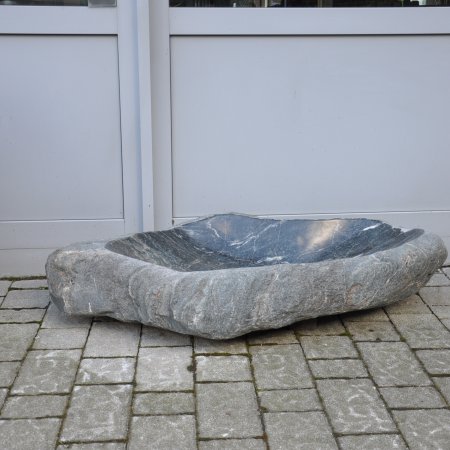 Passeier gneiss washbasin