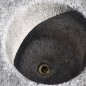 Antiker gräulicher Mörser umgerüstet zu einem Natursteinbrunnen aus Granit mit der Jahreszahl 1844