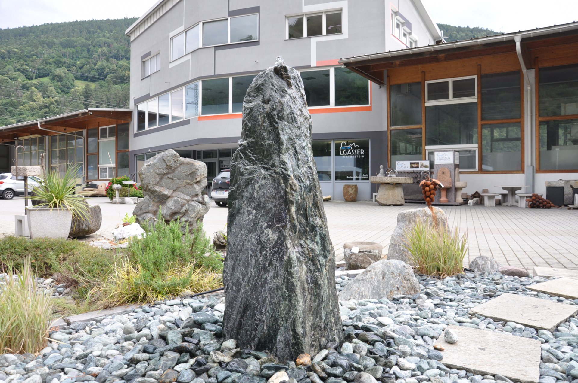 Drilled serpentine column