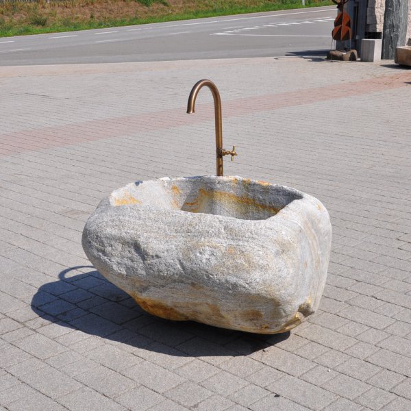 Natural stone boulder fountain for outdoor garden