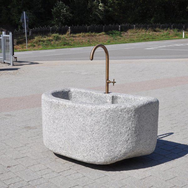 schlesischer Granitbrunnen | © ©Gasser Naturstein