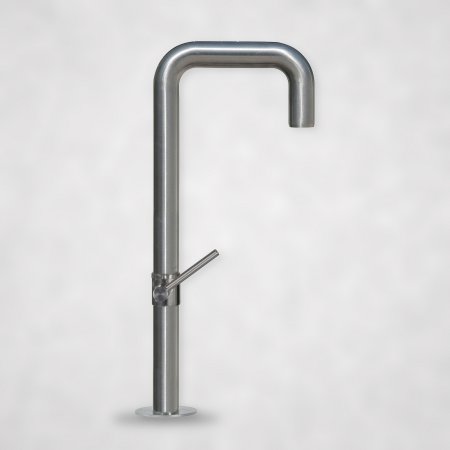 Steinbrunnen mit Wasserhahn – Edelstahl-Armatur mit Absperrventil für Gartenbrunnen