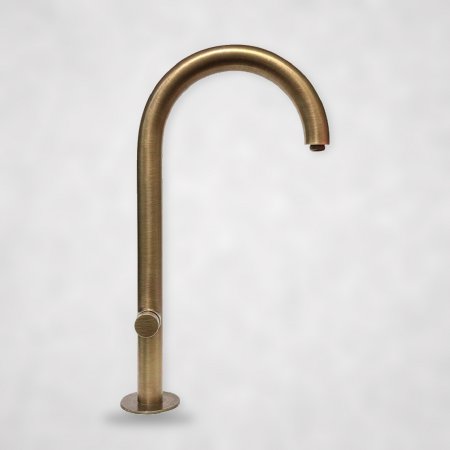 Messing-Wasserhahn mit Druckknopf als Wasserauslauf für Natursteinbrunnen und Gartenbrunnen