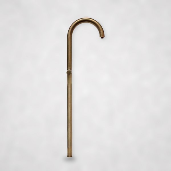 Steinbrunnen mit Wasserhahn – Messing-Armatur mit Druckknopf für Gartenbrunnen